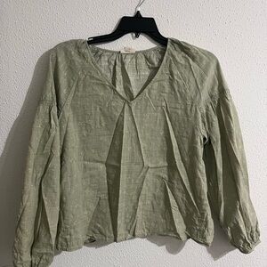 a.n.a Light Sage V-Neck Long Sleeve Blouse